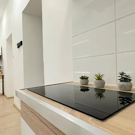 Beta 10 Min To Old Town בית אירוח